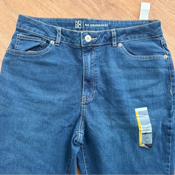 Lot Of 2 No Boundaries Juniors High Rise Mom Jeans Size 13 | 27" Inseam NWT - Picture 12 of 16